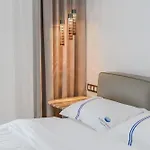 Seashell Aparthotel 4*